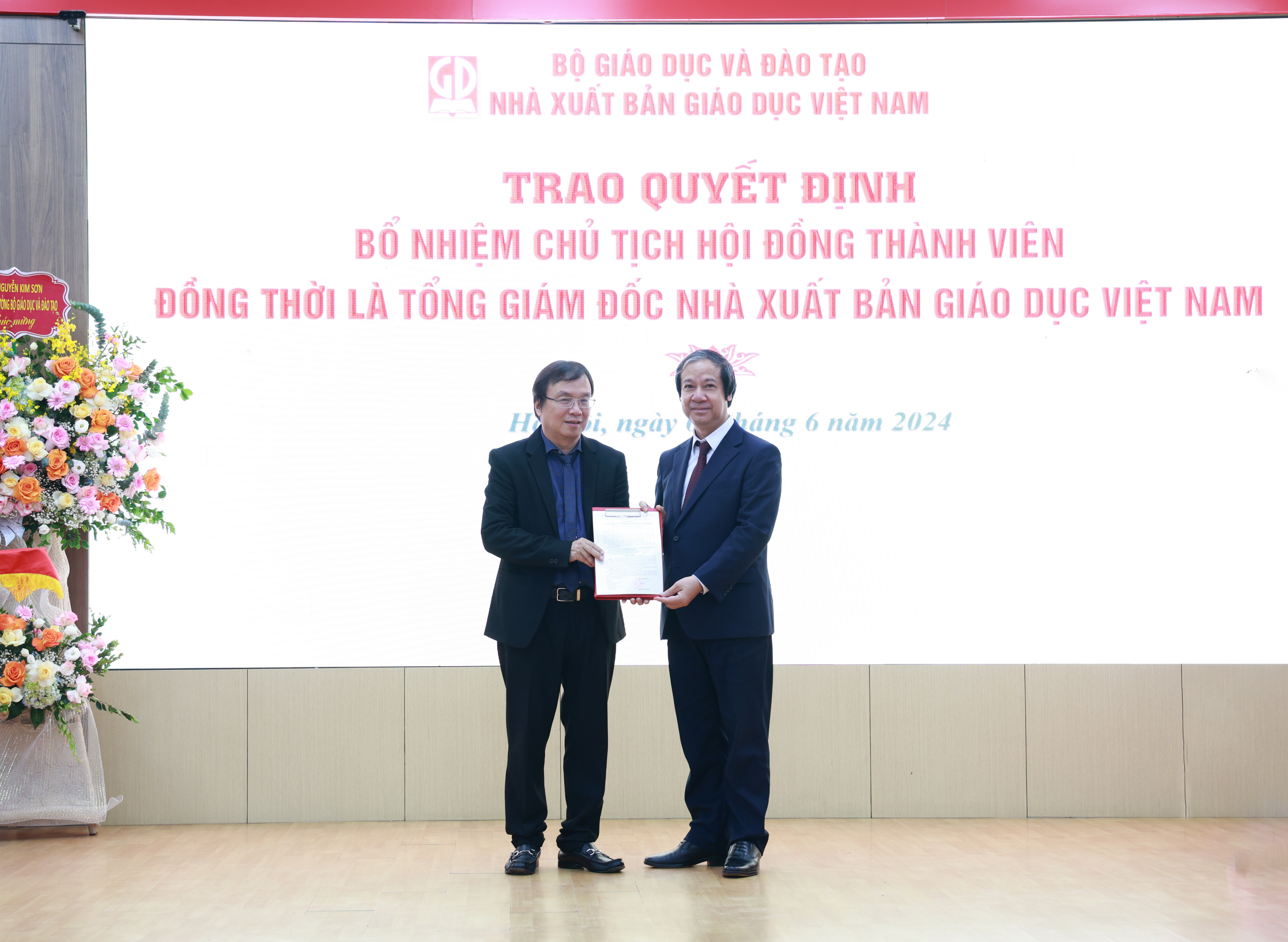 Lễ trao Quyết định bổ nhiệm Chủ tịch Hội đồng thành viên, Tổng Giám đốc Nhà xuất bản Giáo dục Việt Nam