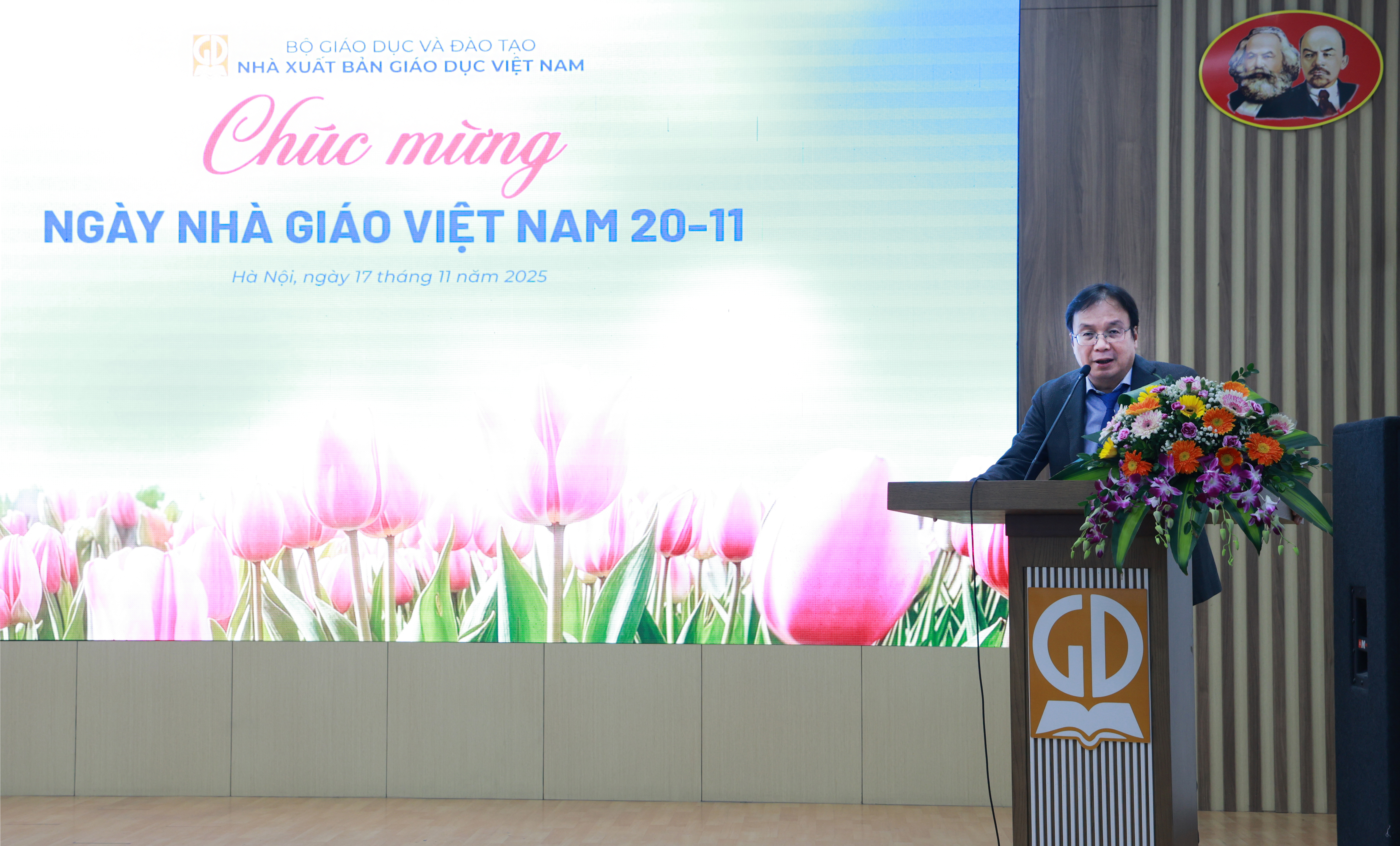 Thông điệp tri ân sâu sắc của Tổng Giám đốc NXBGDVN nhân ngày Nhà giáo Việt Nam 20/11