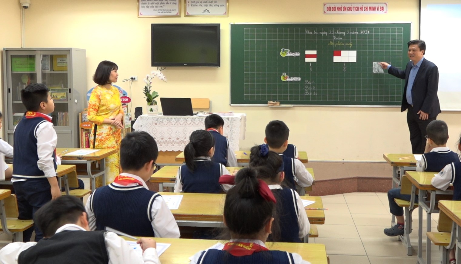 Tổ chức dạy thực nghiệm SGK lớp 3, lớp 7, lớp 10 theo Chương trình GDPT 2018