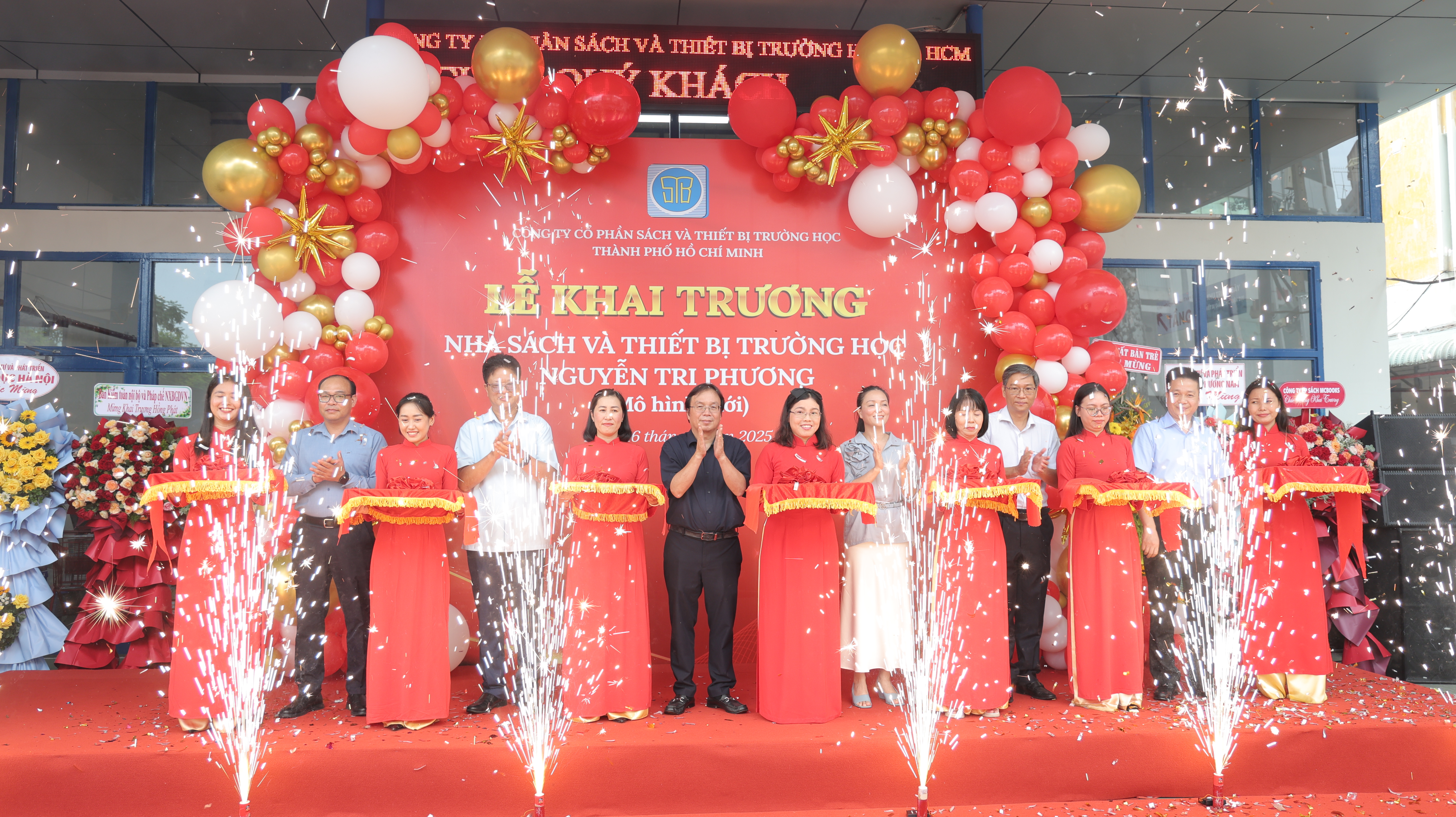 Khai trương Nhà sách và thiết bị trường học nguyễn tri phương – mô hình mới tiếp nối dòng chảy tri thức