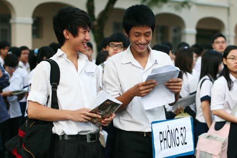 Phấn đấu làm cho dân hài lòng về dịch vụ giáo dục